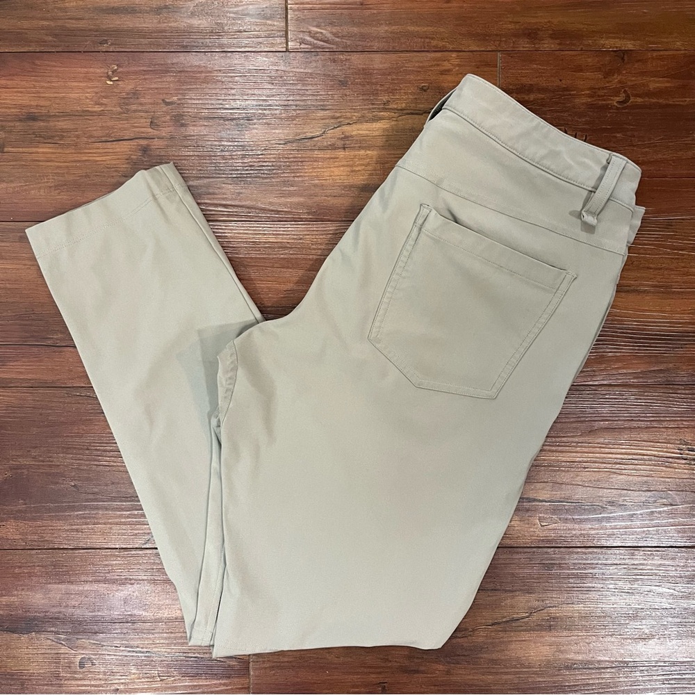 COPY - lululemon athletica ABC Slim-Fit 5 Pocket Pant 31"W x 28"L Warpstreme